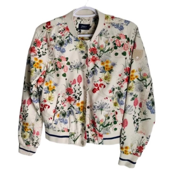 💐Only Simons XS Cream Baseball flower jacket💐 - Picture 1 of 7